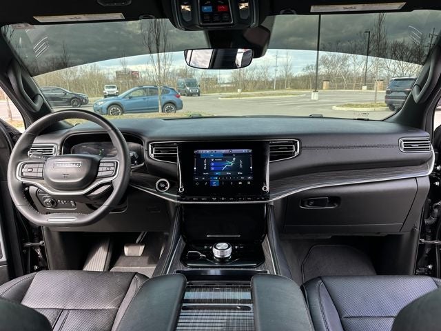 2022 Jeep Wagoneer Series II 4x4