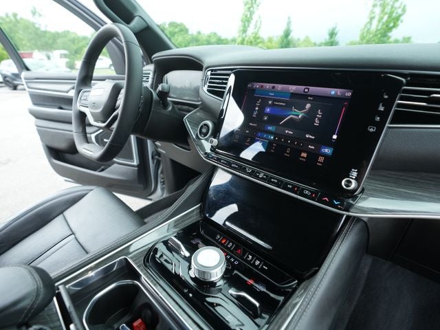 2022 Jeep Wagoneer Series III 4x4