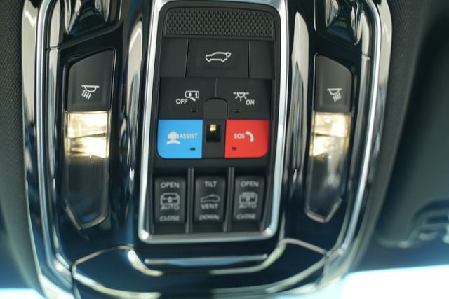 2026 Jeep Grand Wagoneer Summit Obsidian
