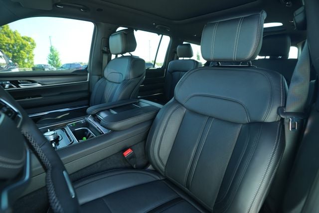 2026 Jeep Grand Wagoneer Summit Obsidian
