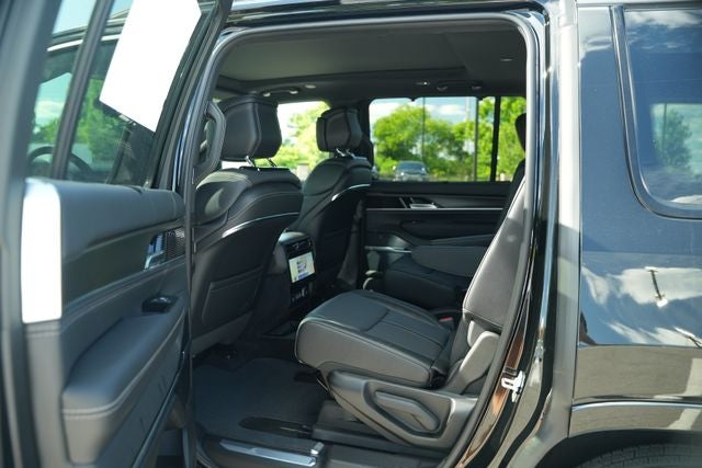 2026 Jeep Grand Wagoneer GRAND WAGONEER SUMMIT OBSIDIAN 4X4