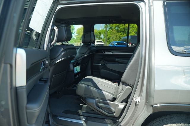 2026 Jeep Grand Wagoneer Summit Obsidian