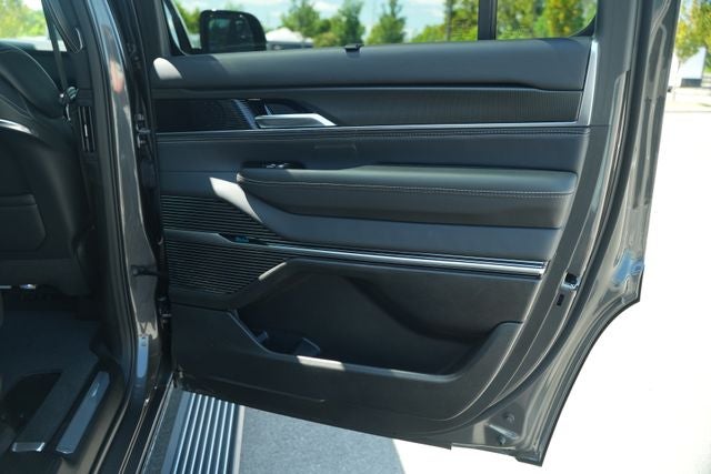 2026 Jeep Grand Wagoneer Summit Obsidian