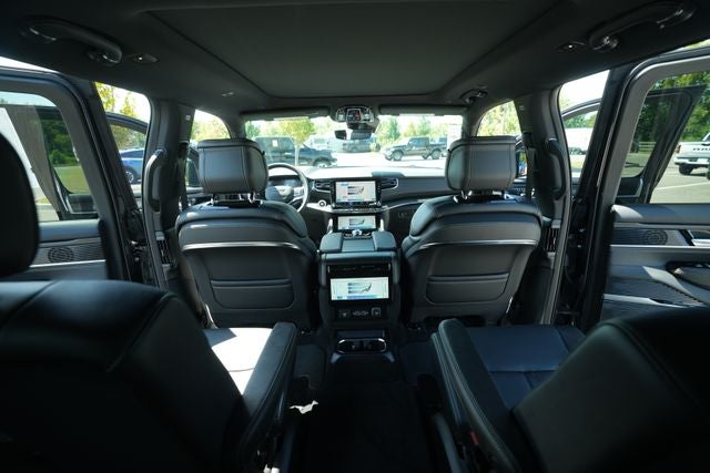 2026 Jeep Grand Wagoneer Summit Obsidian