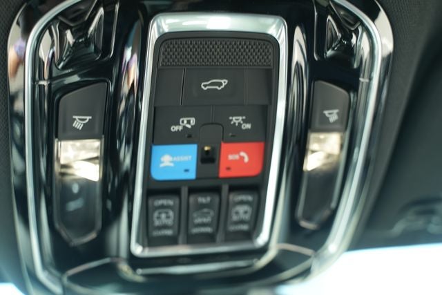 2026 Jeep Grand Wagoneer Summit Obsidian