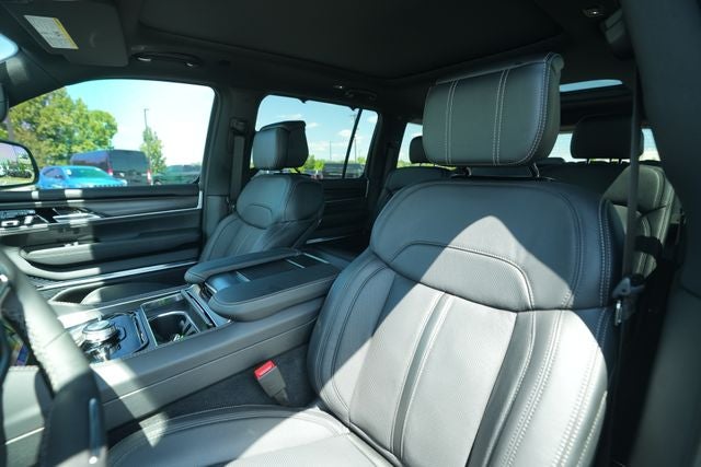 2026 Jeep Grand Wagoneer Summit Obsidian