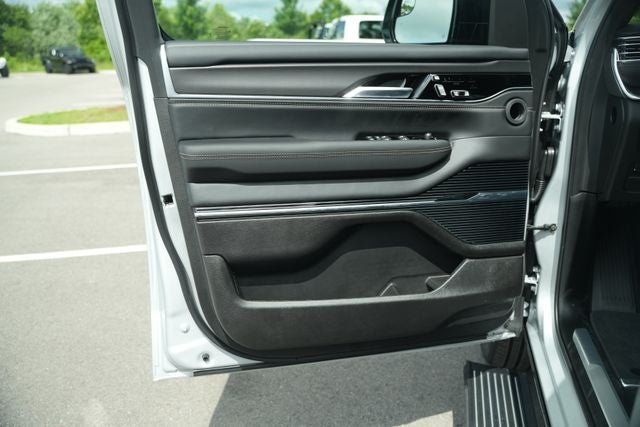 2026 Jeep Grand Wagoneer GRAND WAGONEER SUMMIT OBSIDIAN 4X4