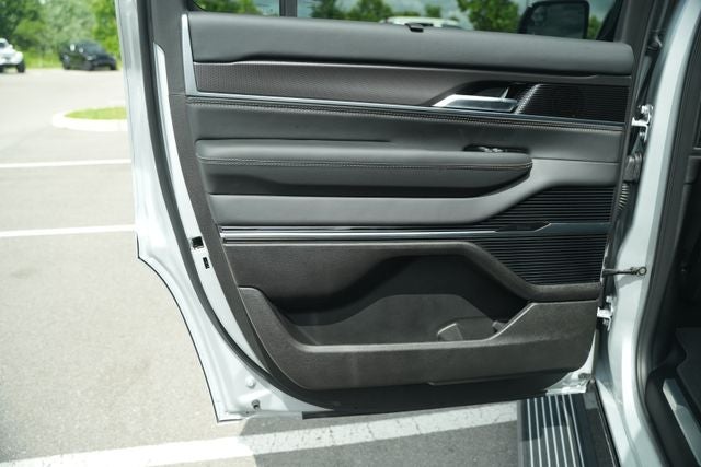 2026 Jeep Grand Wagoneer GRAND WAGONEER SUMMIT OBSIDIAN 4X4