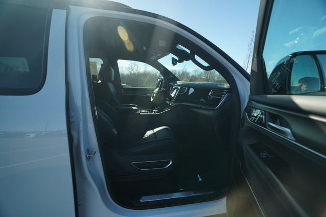 2026 Jeep Grand Wagoneer GRAND WAGONEER SUMMIT OBSIDIAN 4X4