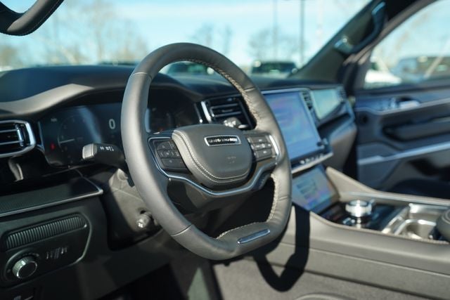 2026 Jeep Grand Wagoneer GRAND WAGONEER SUMMIT OBSIDIAN 4X4