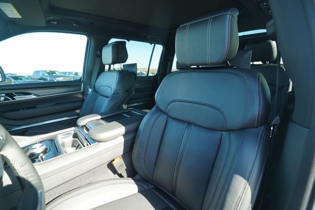 2026 Jeep Grand Wagoneer GRAND WAGONEER SUMMIT OBSIDIAN 4X4