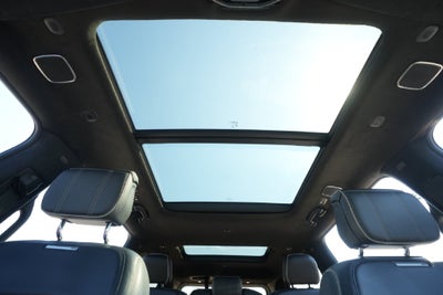 2022 Jeep Grand Wagoneer Series II