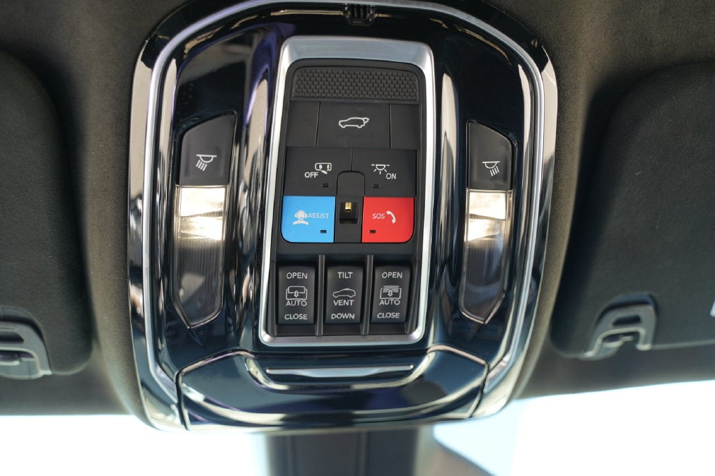 2022 Jeep Grand Wagoneer Series II