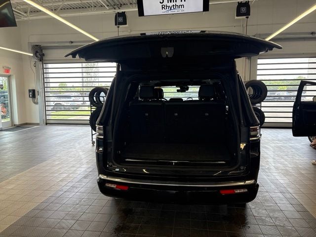 2023 Jeep Grand Wagoneer Series II
