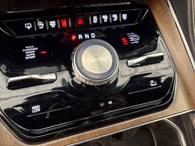 2023 Jeep Grand Wagoneer Series II