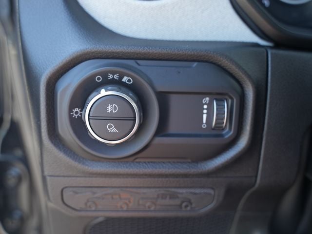2024 Jeep Gladiator Sport
