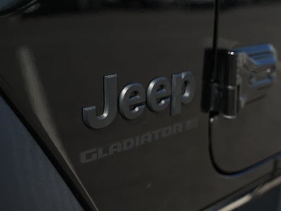 2024 Jeep Gladiator Sport
