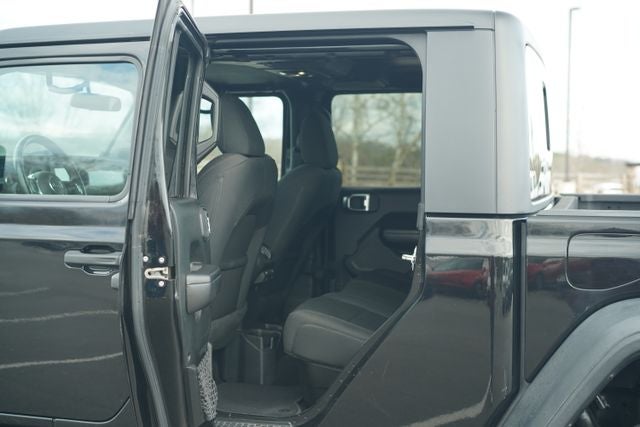 2020 Jeep Gladiator Sport S 4x4