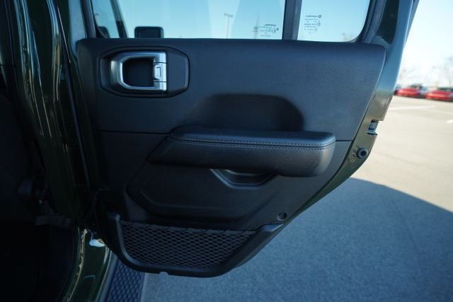 2021 Jeep Gladiator Overland 4X4