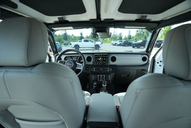 2021 Jeep Gladiator Overland