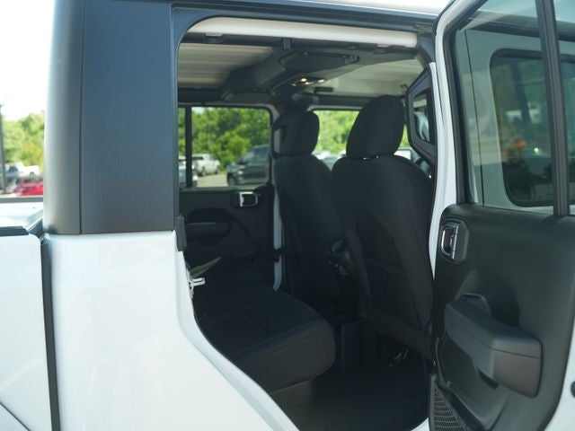 2022 Jeep Gladiator Sport S 4x4