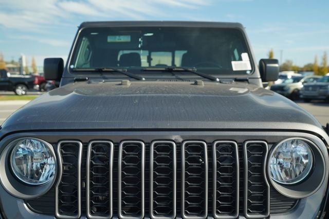 2025 Jeep Gladiator GLADIATOR NIGHTHAWK 4X4