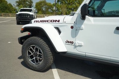 2025 Jeep Gladiator GLADIATOR RUBICON X 4X4