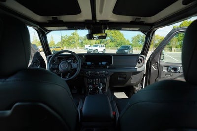 2025 Jeep Gladiator GLADIATOR RUBICON X 4X4