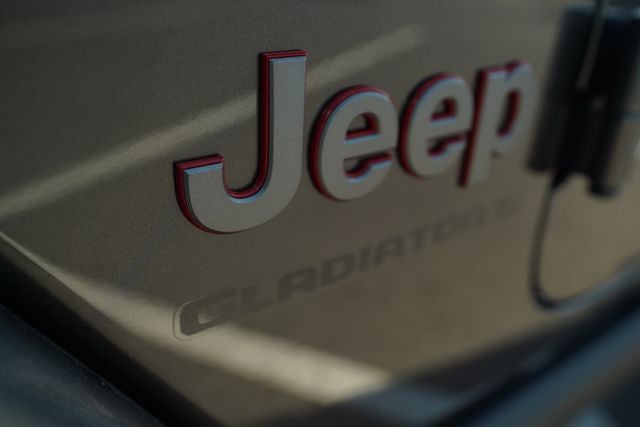 2025 Jeep Gladiator GLADIATOR RUBICON X 4X4