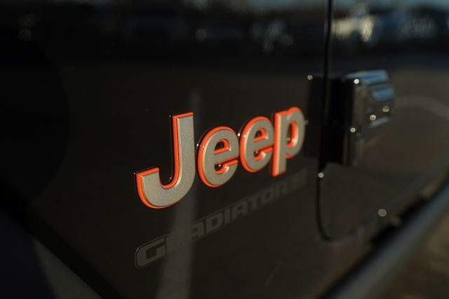 2026 Jeep Gladiator GLADIATOR MOJAVE 4X4