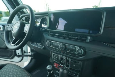 2025 Jeep Gladiator GLADIATOR MOJAVE 4X4