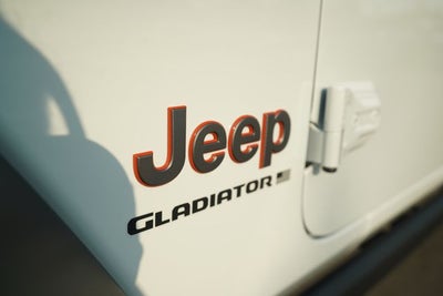 2025 Jeep Gladiator GLADIATOR MOJAVE 4X4