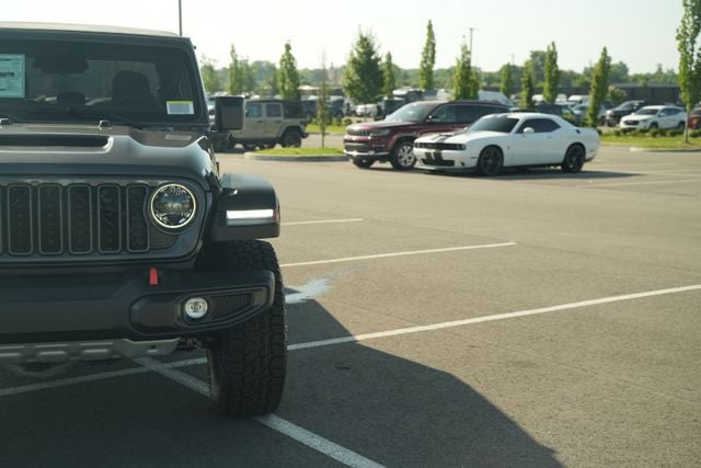 2026 Jeep Gladiator GLADIATOR MOJAVE 4X4