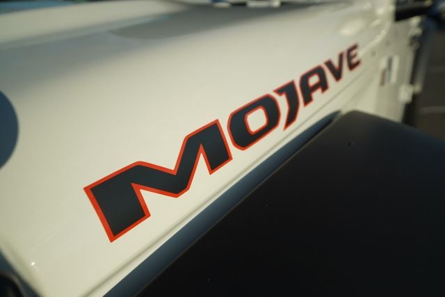 2026 Jeep Gladiator GLADIATOR MOJAVE 4X4