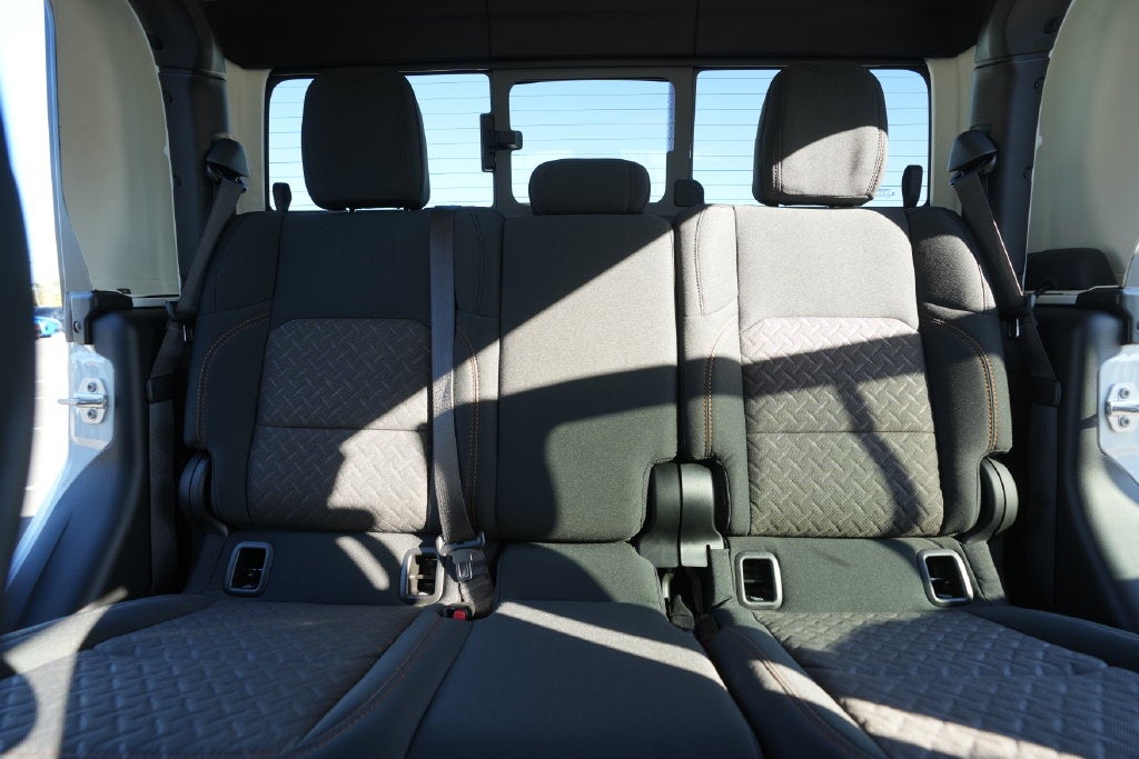 2027 Jeep Gladiator Mojave