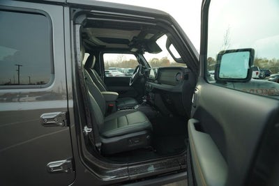 2026 Jeep Gladiator GLADIATOR MOJAVE X 4X4