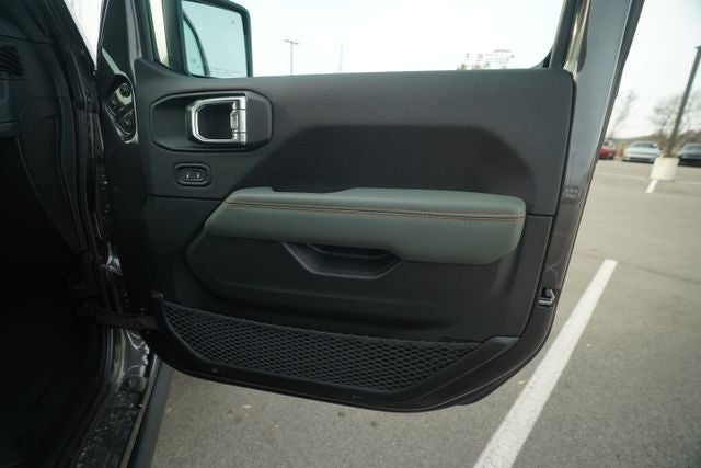 2026 Jeep Gladiator GLADIATOR MOJAVE X 4X4