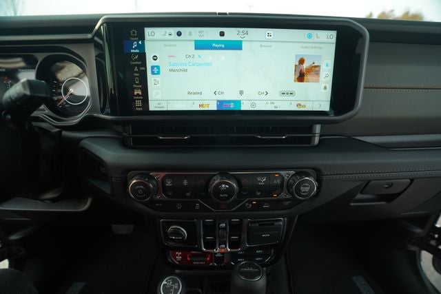 2026 Jeep Gladiator GLADIATOR MOJAVE X 4X4