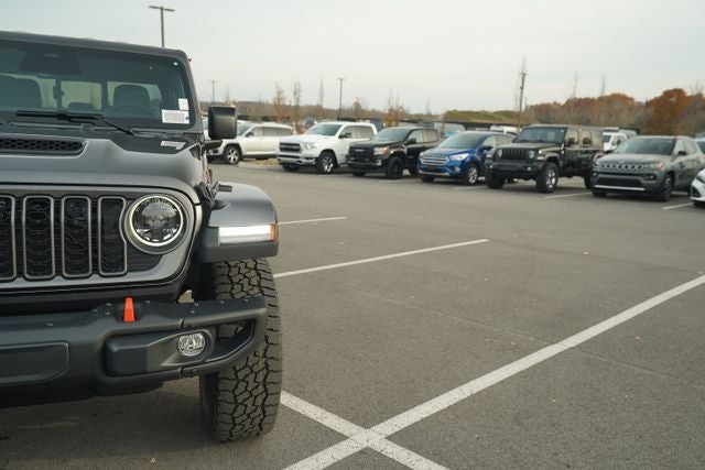 2026 Jeep Gladiator GLADIATOR MOJAVE X 4X4