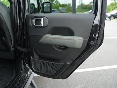 2025 Jeep Gladiator Mojave X