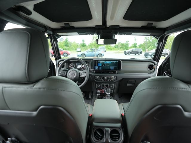2025 Jeep Gladiator Mojave X