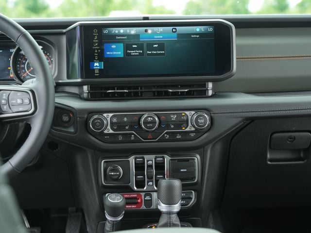 2025 Jeep Gladiator Mojave X