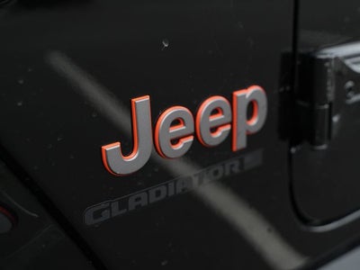 2025 Jeep Gladiator Mojave X