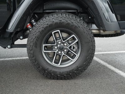 2025 Jeep Gladiator Mojave X