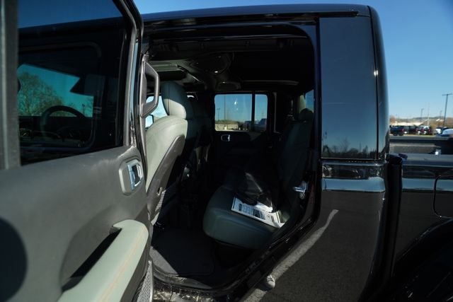 2026 Jeep Gladiator GLADIATOR MOJAVE X 4X4