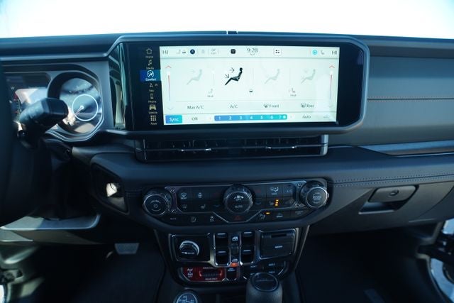 2026 Jeep Gladiator GLADIATOR MOJAVE X 4X4