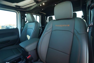 2026 Jeep Gladiator GLADIATOR MOJAVE X 4X4