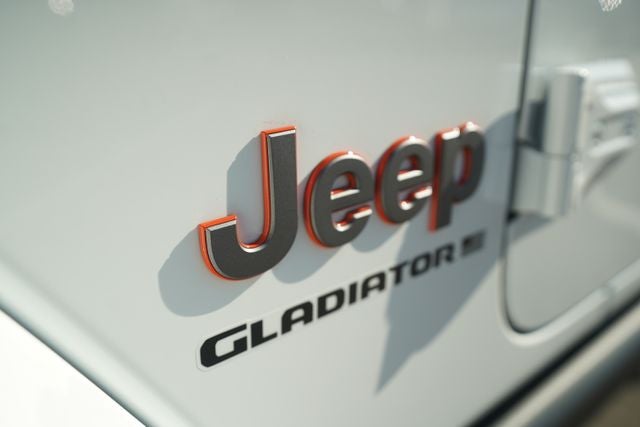 2026 Jeep Gladiator GLADIATOR MOJAVE X 4X4