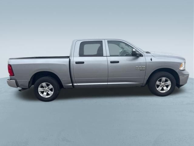 2023 RAM 1500 Classic SLT Crew Cab 4x2 5'7' Box
