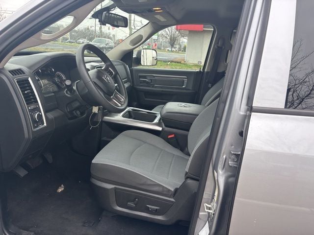 2023 RAM 1500 Classic SLT Crew Cab 4x2 5'7' Box